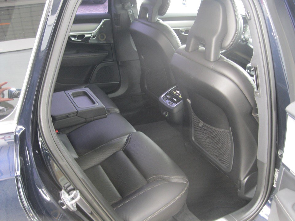 Volvo V90 D5 AWD Inscription/Voll-LED/Akustikverglasung Inscription AWD Volvo V90 D5 AWD Inscription/Voll-LED/Akustikverglasung Inscription AWD