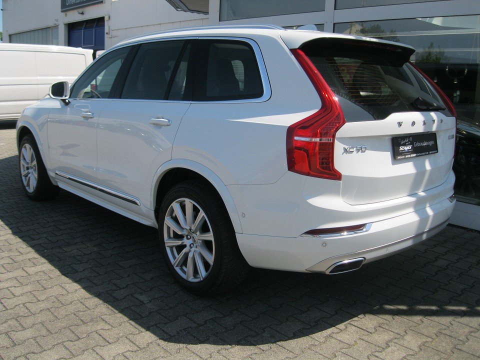 Volvo XC90 7-Sitzer/Luftfahrwerk/Std.hzg. Volvo XC90 7-Sitzer/Luftfahrwerk/Std.hzg.