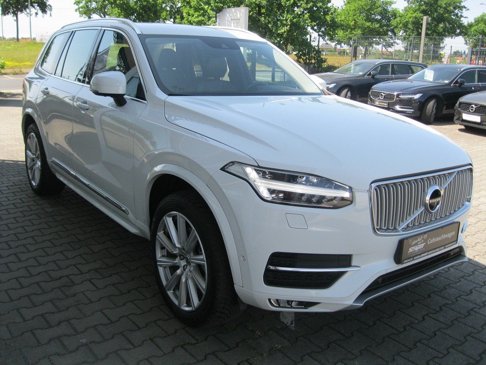 Volvo XC90 7-Sitzer/Luftfahrwerk/Std.hzg. Volvo XC90 7-Sitzer/Luftfahrwerk/Std.hzg.