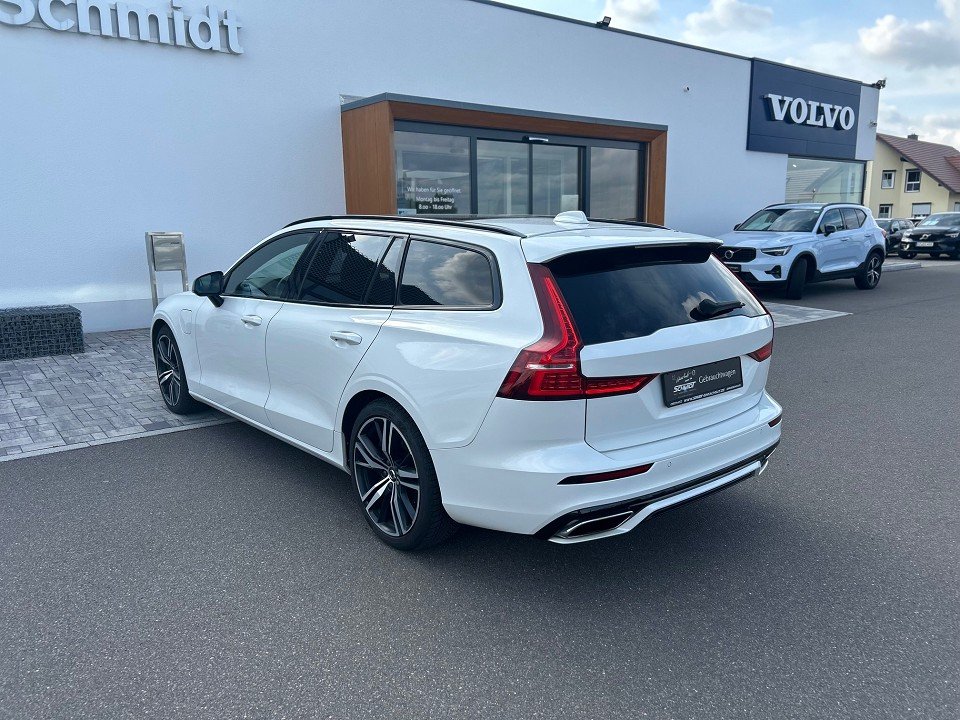 Volvo V60 T8 R-Design T8 R-Design Volvo V60 T8 R-Design T8 R-Design