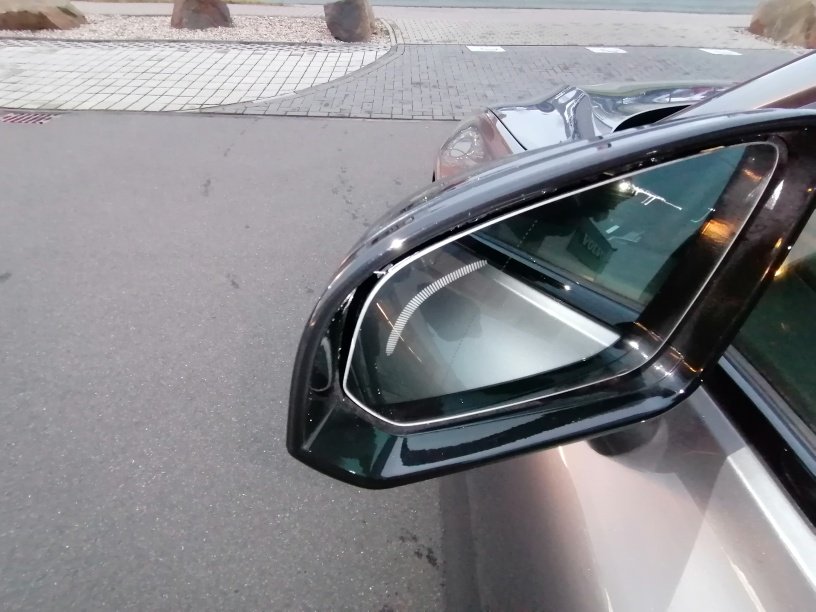 Volvo V60 T8 AWD R-Design V60 T8 AWD R-Design Volvo V60 T8 AWD R-Design V60 T8 AWD R-Design