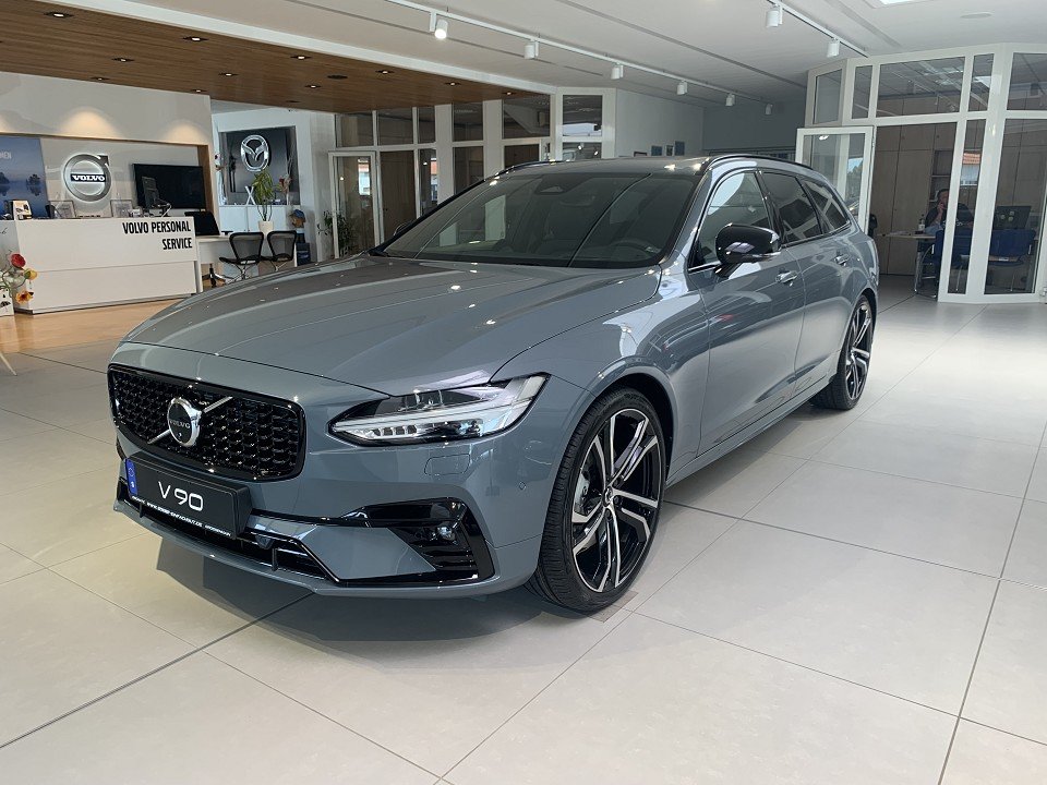 Volvo V90 Ultimate Dark Volvo V90 Ultimate Dark