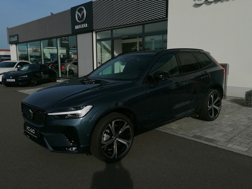 Volvo XC60 B4 Benzin Plus Dark XC60 B4 Benzin Plus Dark Volvo XC60 B4 Benzin Plus Dark XC60 B4 Benzin Plus Dark