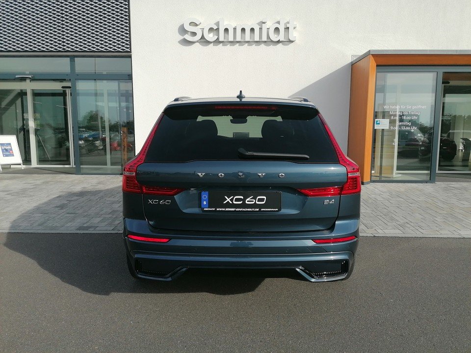 Volvo XC60 B4 Benzin Plus Dark XC60 B4 Benzin Plus Dark Volvo XC60 B4 Benzin Plus Dark XC60 B4 Benzin Plus Dark