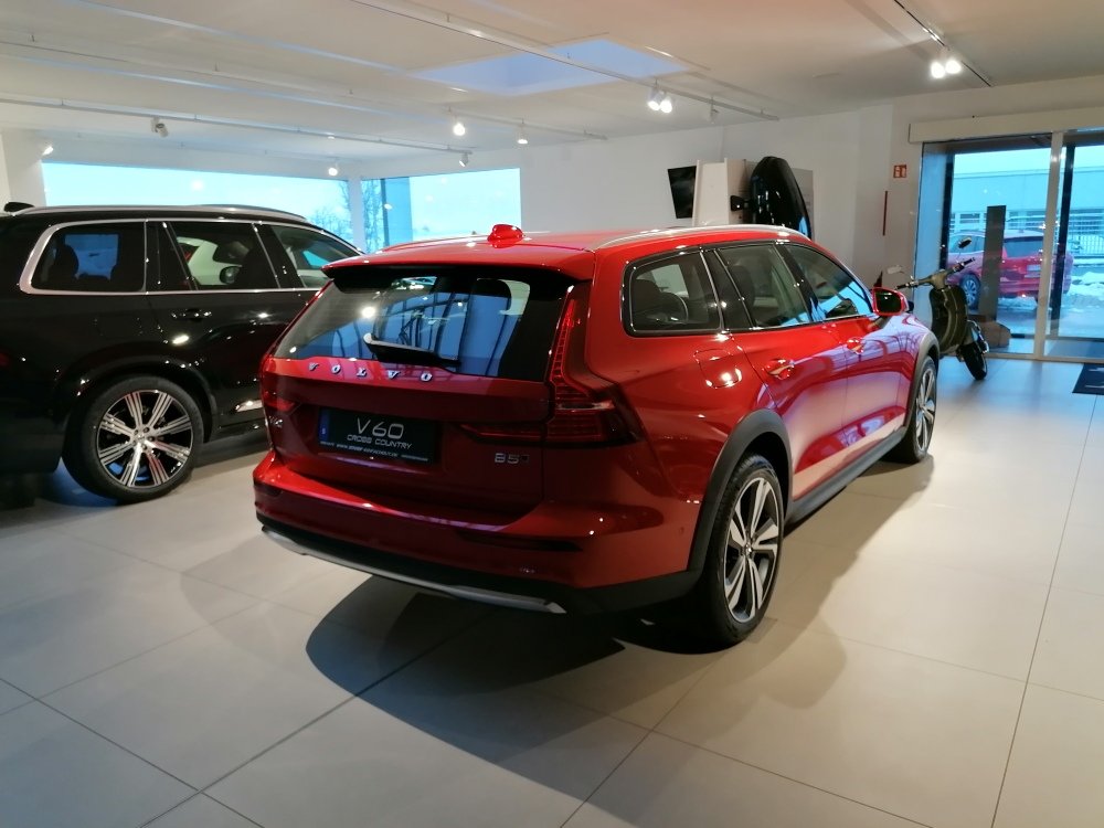Volvo V60 CC Plus AWD  