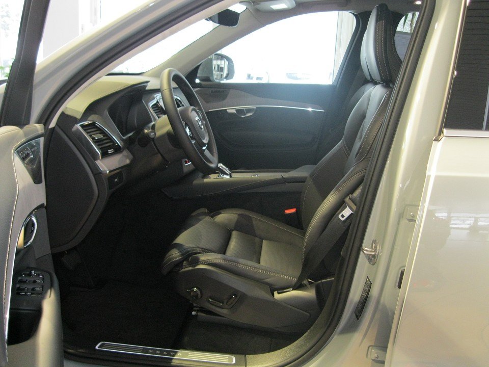 Volvo XC90 B5 AWD Diesel Ultimate Bright XC90 B5 AWD Diesel Ultimate Bright Volvo XC90 B5 AWD Diesel Ultimate Bright XC90 B5 AWD Diesel Ultimate Bright