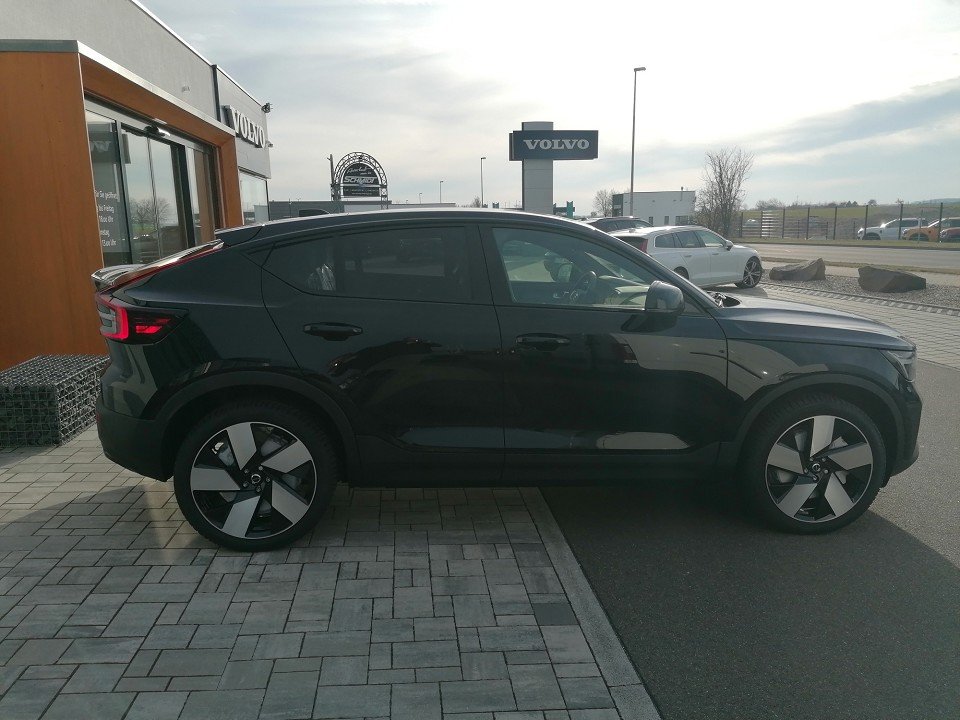 Volvo C40 Recharge Single Plus C40 Recharge Single Plus Volvo C40 Recharge Single Plus C40 Recharge Single Plus