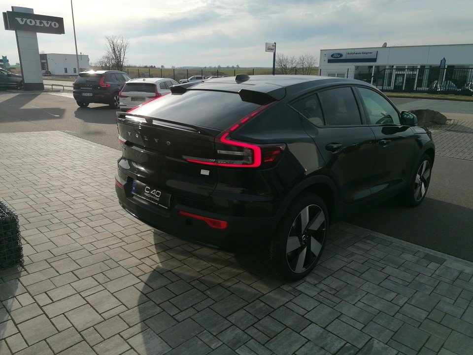 Volvo C40 Recharge Single Plus C40 Recharge Single Plus Volvo C40 Recharge Single Plus C40 Recharge Single Plus