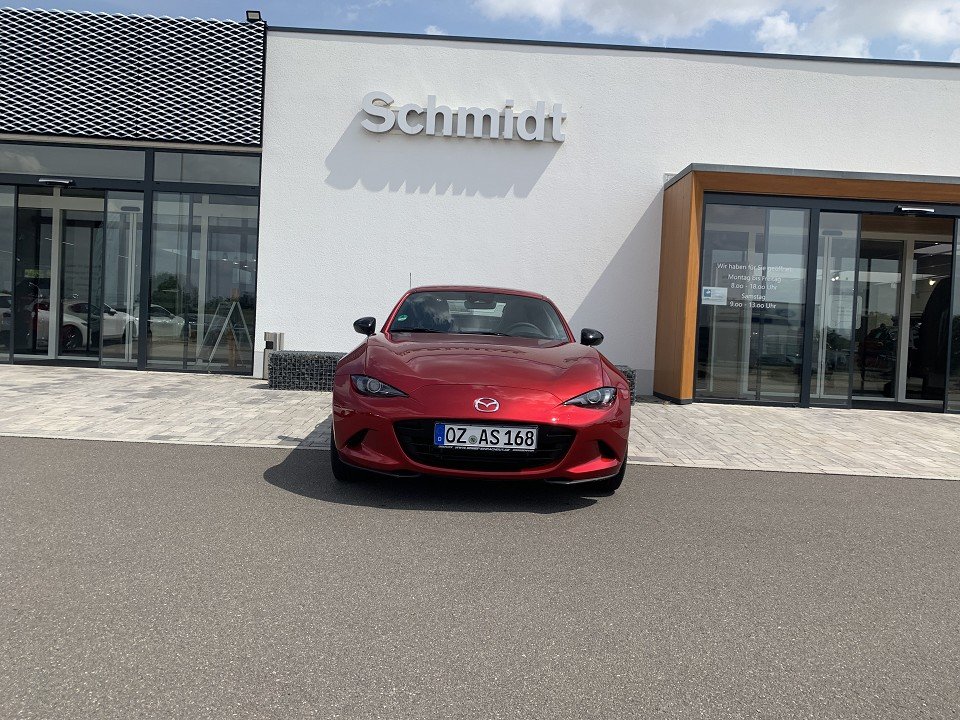Mazda MX-5 2.0L SKYACTIV-G (184 hp) Mazda MX-5 2.0L SKYACTIV-G (184 hp)