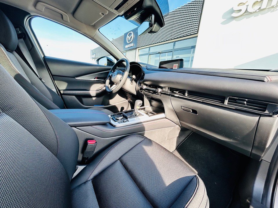 Mazda CX-30 2.5L e-SKYACTIV G 140ps Mazda CX-30 2.5L e-SKYACTIV G 140ps