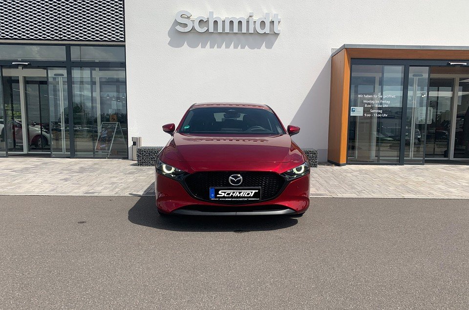 Mazda 3 2.5L e-SKYACTIV G 140ps Mazda 3 2.5L e-SKYACTIV G 140ps