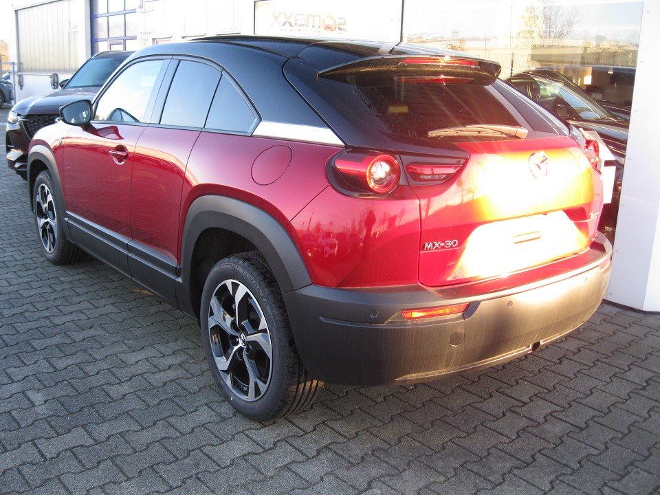 Mazda MX-30 e-SKYACTIV R-EV Mazda MX-30 e-SKYACTIV R-EV