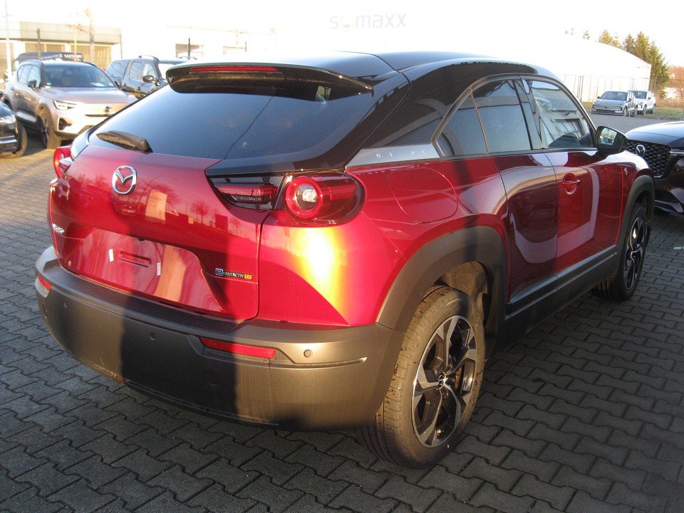 Mazda MX-30 e-SKYACTIV R-EV Mazda MX-30 e-SKYACTIV R-EV