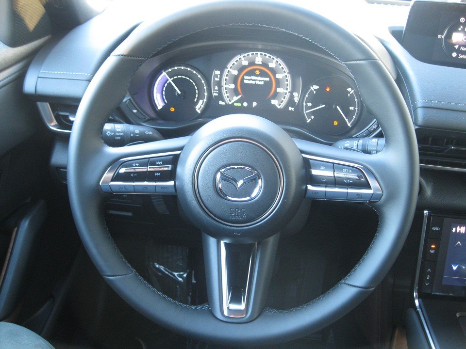 Mazda MX-30 e-SKYACTIV R-EV Mazda MX-30 e-SKYACTIV R-EV