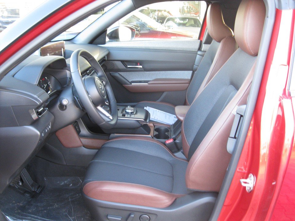 Mazda MX-30 e-SKYACTIV R-EV Mazda MX-30 e-SKYACTIV R-EV