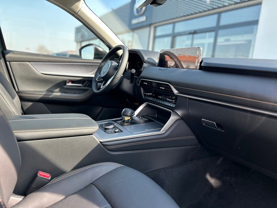 Mazda CX-60 2.5L e-SKYACTIV PHEV Mazda CX-60 2.5L e-SKYACTIV PHEV