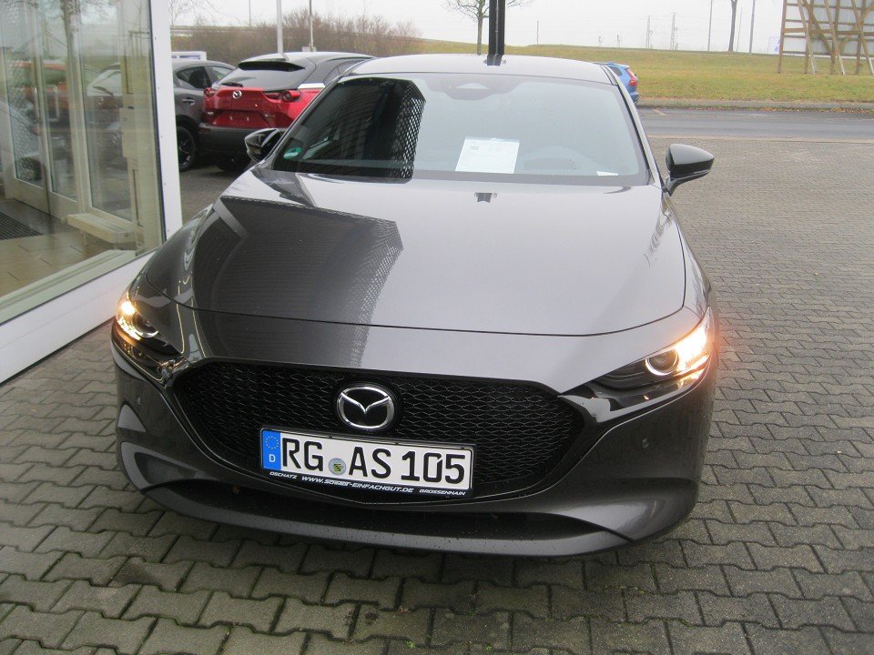 Mazda 3 2.5L e-SKYACTIV G 140ps Mazda 3 2.5L e-SKYACTIV G 140ps