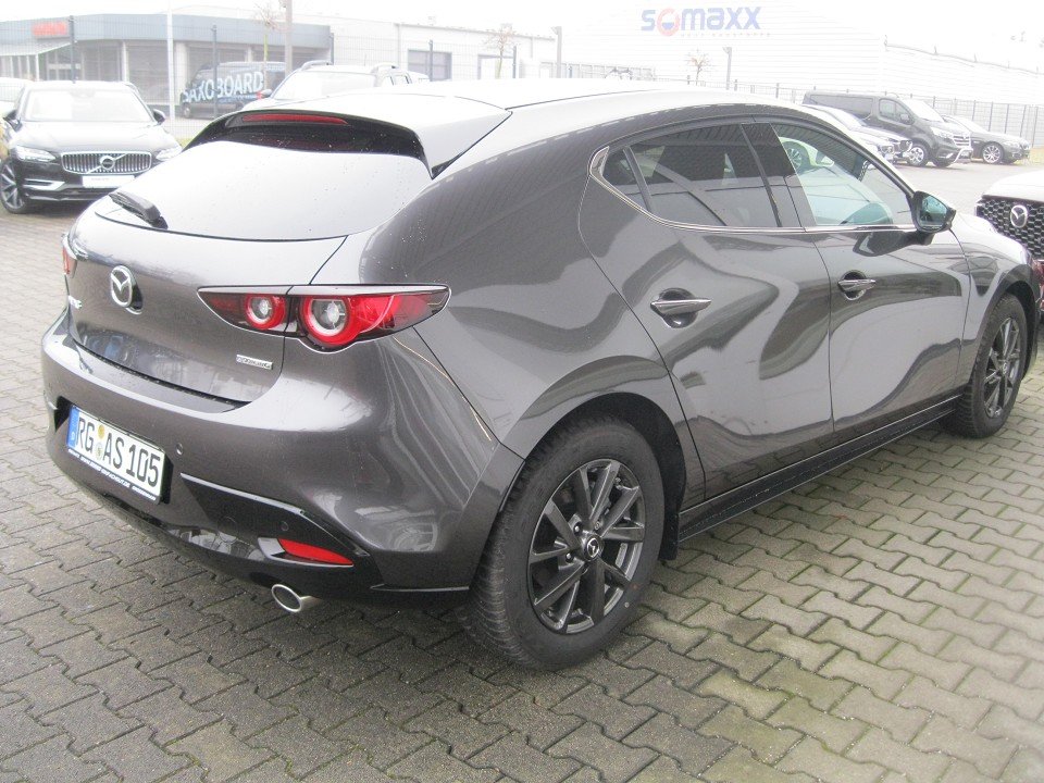 Mazda 3 2.5L e-SKYACTIV G 140ps Mazda 3 2.5L e-SKYACTIV G 140ps