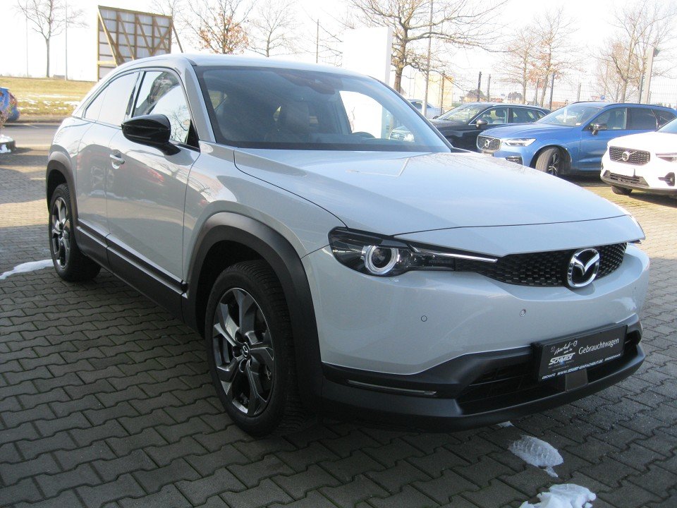 Mazda MX-30 35,5 kWh e-SKYACTIV 145 PS First Edition  