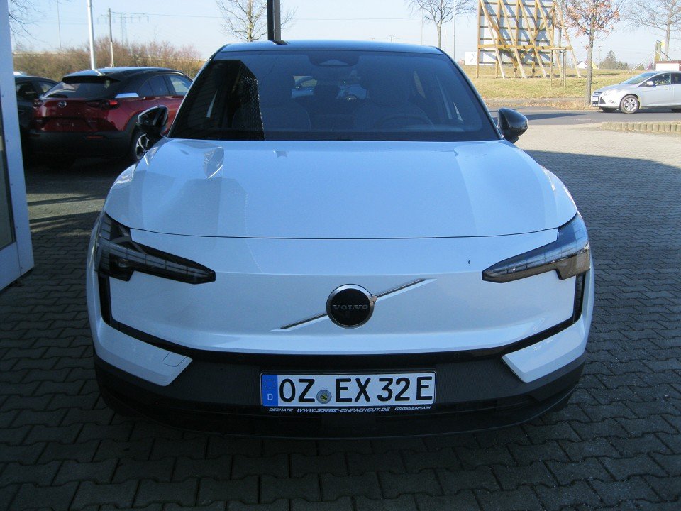 Volvo EX30 Twin Plus EX30 Twin Plus Volvo EX30 Twin Plus EX30 Twin Plus