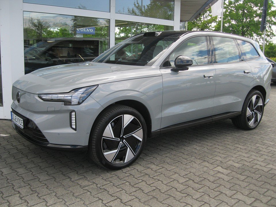 Volvo EX90 Twin Motor Ultra Ultra Pure Electric AWD Volvo EX90 Twin Motor Ultra Ultra Pure Electric AWD