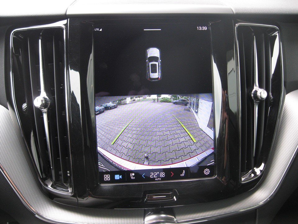 Volvo XC60 T6 Recharge R-Design Volvo XC60 T6 Recharge R-Design Volvo XC60 T6 Recharge R-Design Volvo XC60 T6 Recharge R-Design