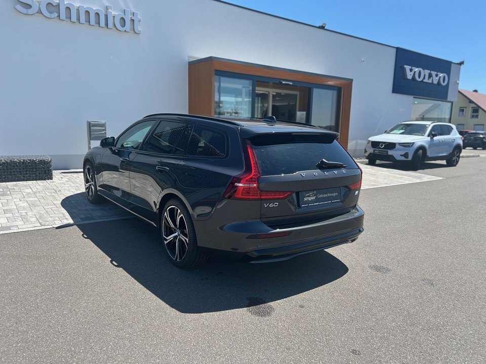 Volvo V60 T6 Plus Dark Plus Dark Recharge Plug-In Hybrid AWD Volvo V60 T6 Plus Dark Plus Dark Recharge Plug-In Hybrid AWD