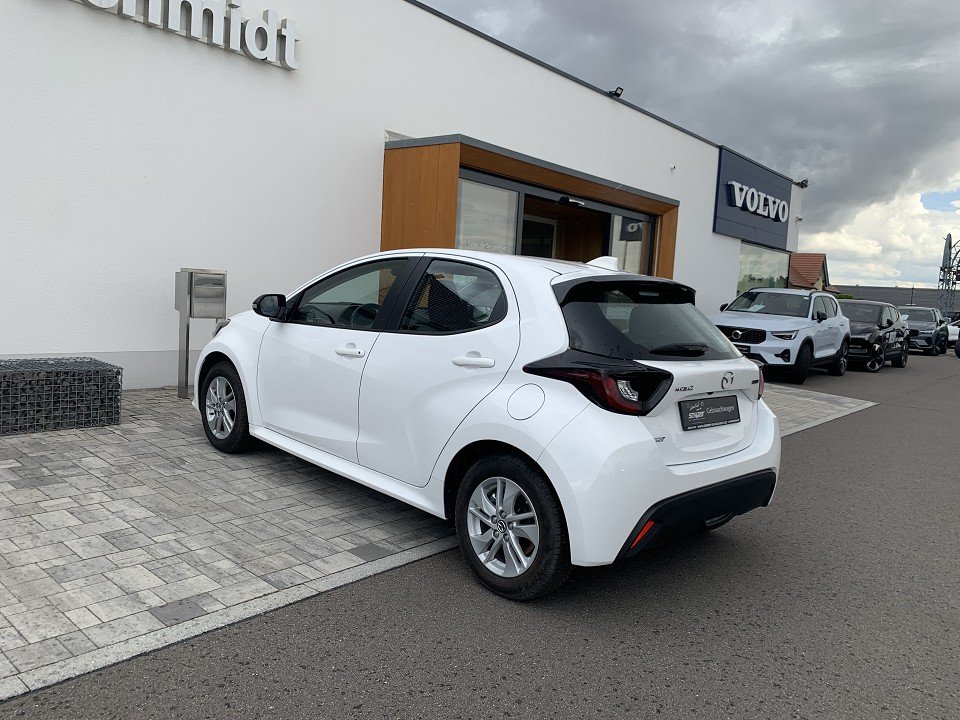 Mazda 2 HYB 1.5L Hybrid VVT-i Centre-Line Mazda 2 HYB 1.5L Hybrid VVT-i Centre-Line