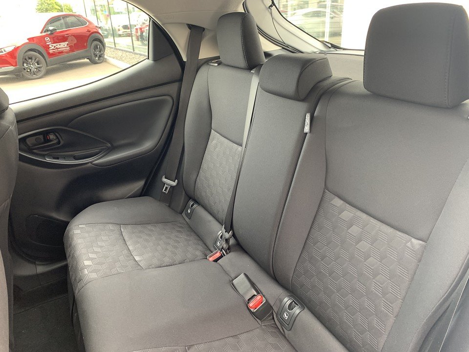 Mazda 2 HYB 1.5L Hybrid VVT-i Centre-Line Mazda 2 HYB 1.5L Hybrid VVT-i Centre-Line