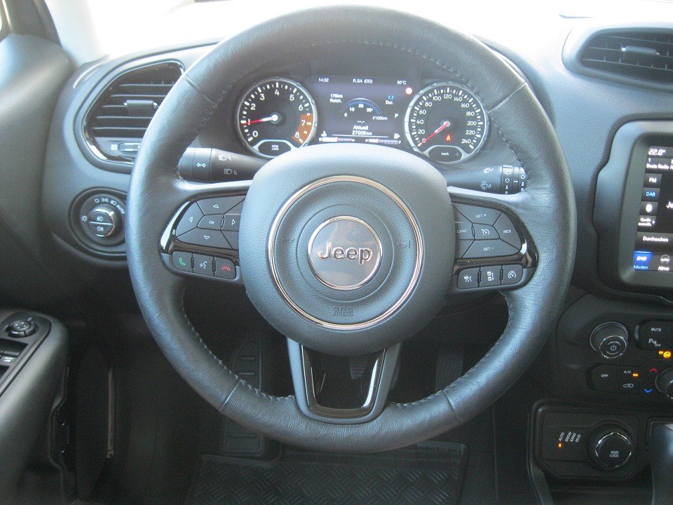 Jeep Renegade (BU)(2014->) Limited 4WD Jeep Renegade (BU)(2014->) Limited 4WD