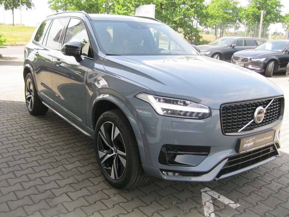 Volvo XC90 B6 Benzin R-Design XC90 B6 Benzin R-Design Volvo XC90 B6 Benzin R-Design XC90 B6 Benzin R-Design