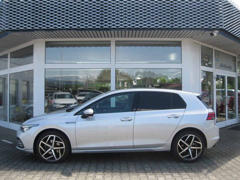 VW Golf VIII Style/Panoramadach/Std.hzg. Style VW Golf VIII Style/Panoramadach/Std.hzg. Style