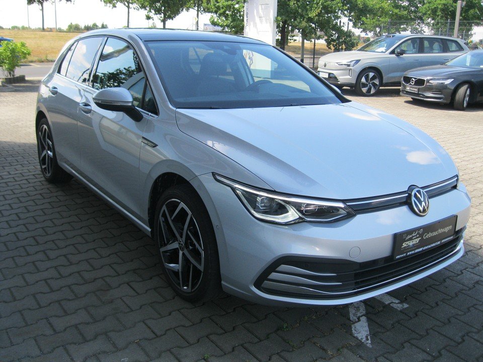 VW Golf VIII Style/Panoramadach/Std.hzg. Style VW Golf VIII Style/Panoramadach/Std.hzg. Style