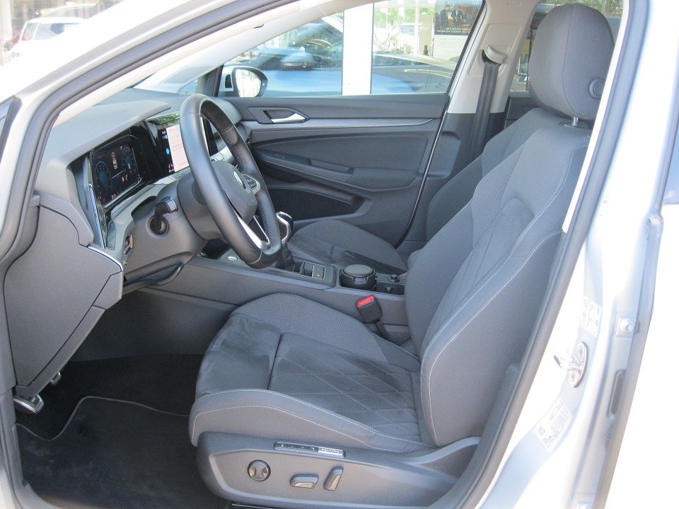 VW Golf VIII Style/Panoramadach/Std.hzg. Style VW Golf VIII Style/Panoramadach/Std.hzg. Style