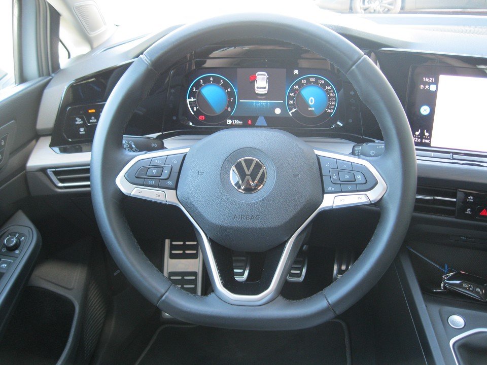 VW Golf VIII Style/Panoramadach/Std.hzg. Style VW Golf VIII Style/Panoramadach/Std.hzg. Style