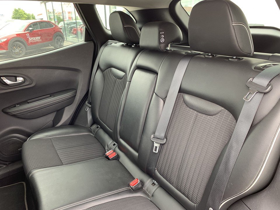 Renault Kadjar (06.2015->) Bose Edition 4x4 Renault Kadjar (06.2015->) Bose Edition 4x4