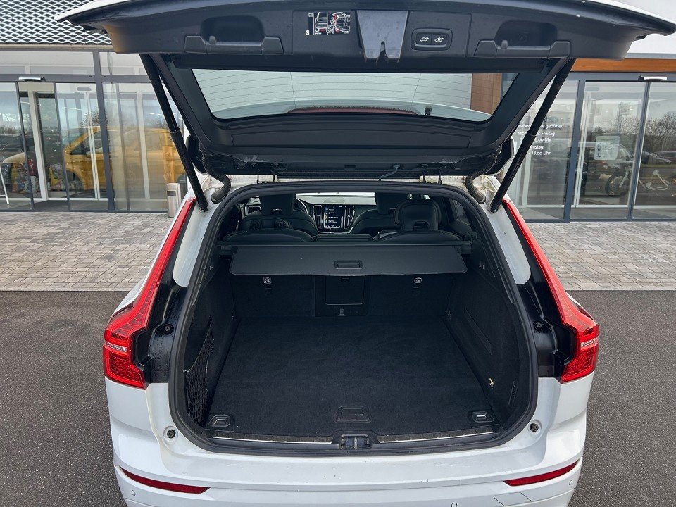 Volvo XC60 R Design AWD (EURO 6d-TEMP)  