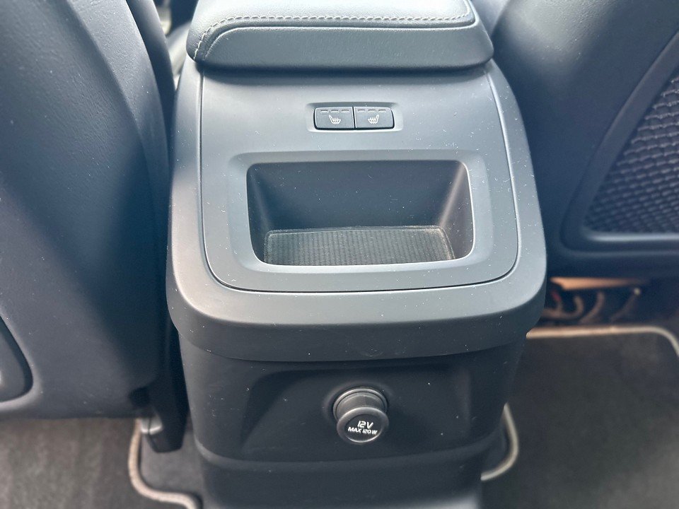 Volvo XC60 R Design AWD (EURO 6d-TEMP)  