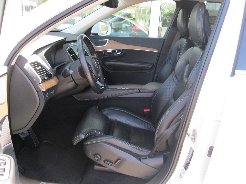 Volvo XC90 D5 AWD Inscription 7-Sitzer/Luftfahrwerk/Std.hzg.  