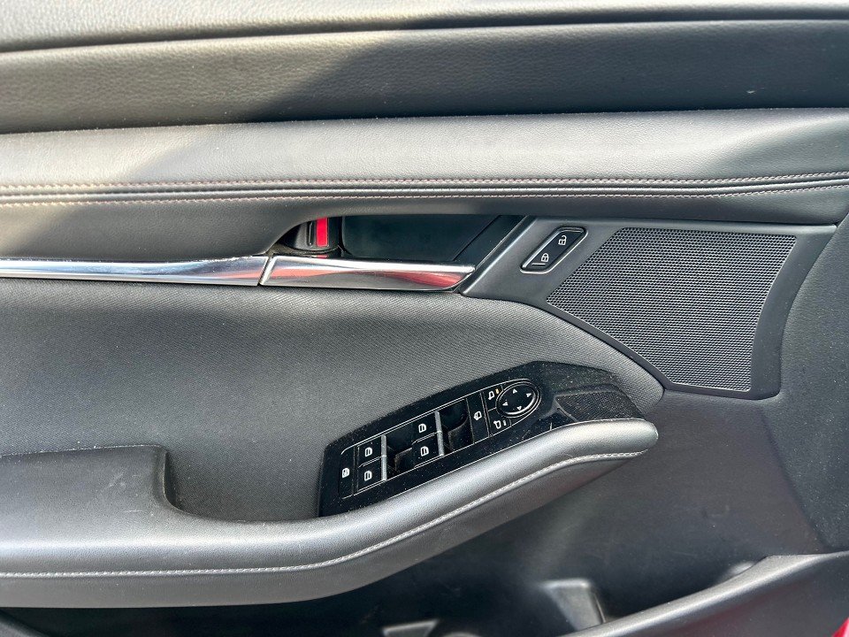 Mazda 3 SKYACTIV-G 2.0 M Hybrid  