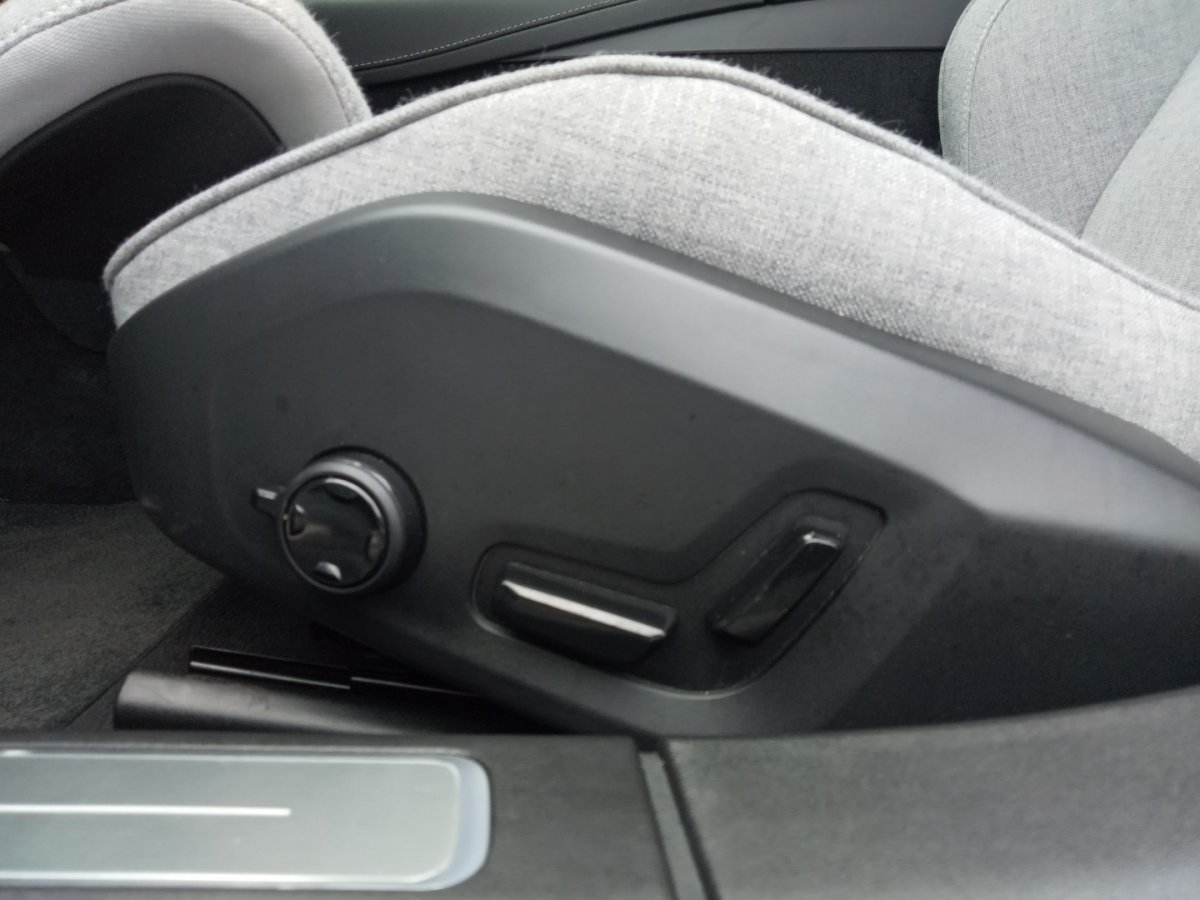 Volvo V90 T8 Recharge Inscription AWD Inscription Recharge Plug-In Hybrid AWD  