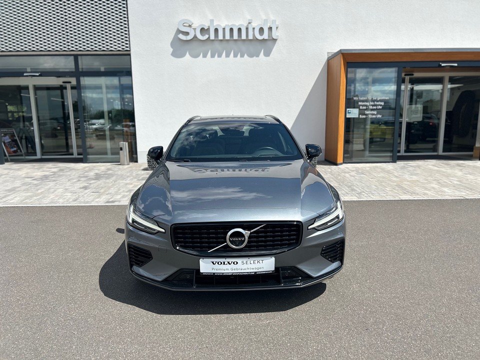 Volvo V60 T8 AWD R-Design V60 T8 AWD R-Design  