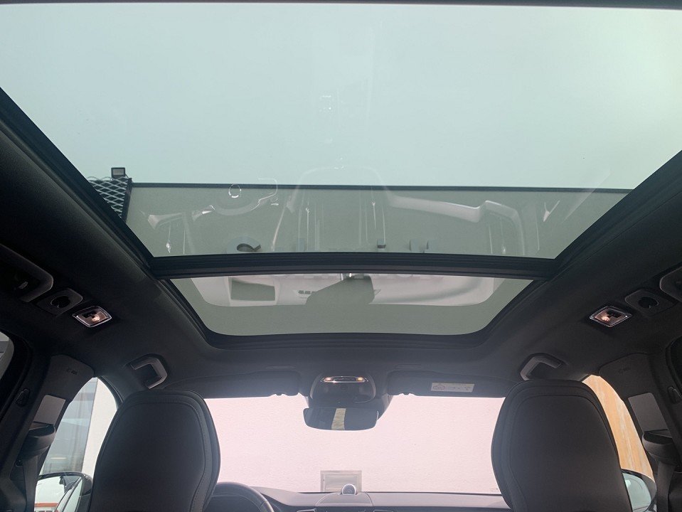 Volvo XC60 R Design AWD / Bowers / Massagesitze / Head-Up  