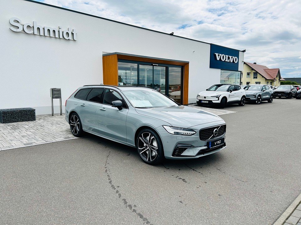 Volvo V90 Ultra Dark Recharge Plug In Ultra Dark Recharge Plug-In Hybrid AWD  