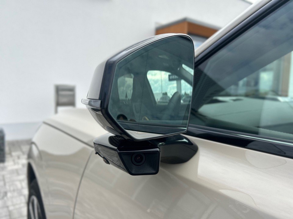 Volvo EX90 Twin Motor Performance Ultra Ultra Performance Pure Electric AWD  