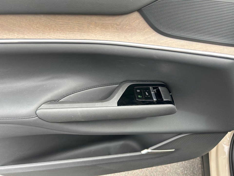 Volvo EX90 Twin Motor Performance Ultra Ultra Performance Pure Electric AWD  