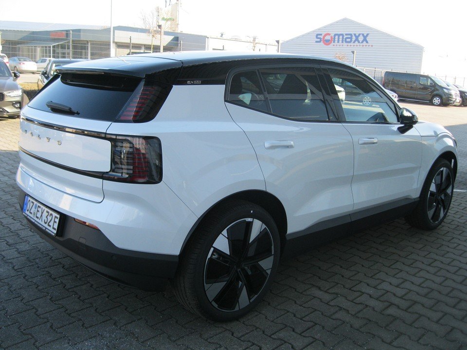 Volvo EX30 Twin Plus EX30 Twin Plus  