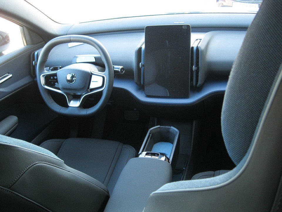 Volvo EX30 Twin Plus EX30 Twin Plus  