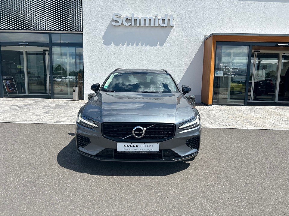 Volvo V60 T6 Recharge R-Design Expression R Design Expression Recharge Plug-In Hybrid AWD  