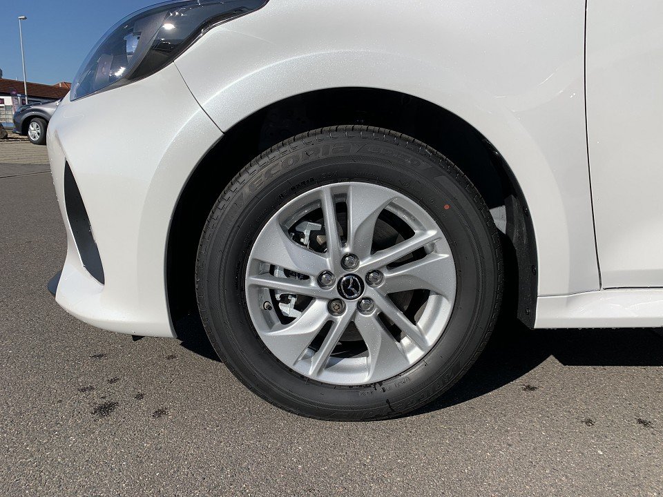Mazda 2 Hybrid 1.5L Hybrid VVT-i  